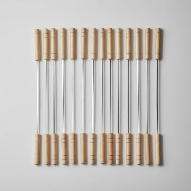 Set 12 Brochetas Anticucho 30 Cm, Metálico Y Madera Plateado