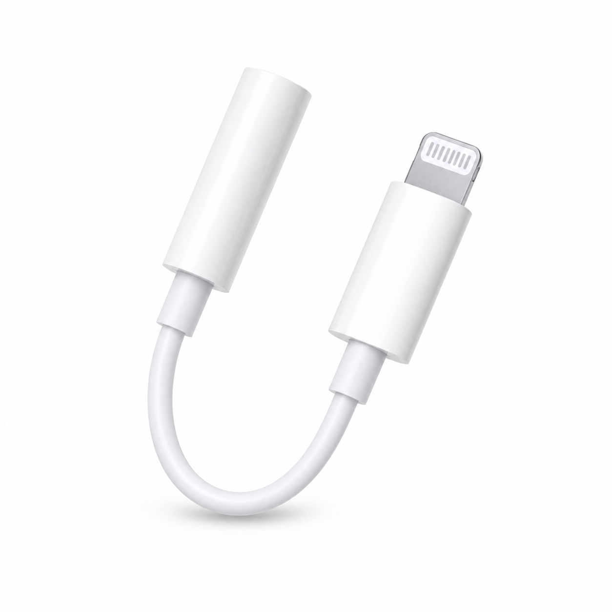 Adaptador blanco de conector para teléfono a audio 3,5 mm sobre fondo blanco