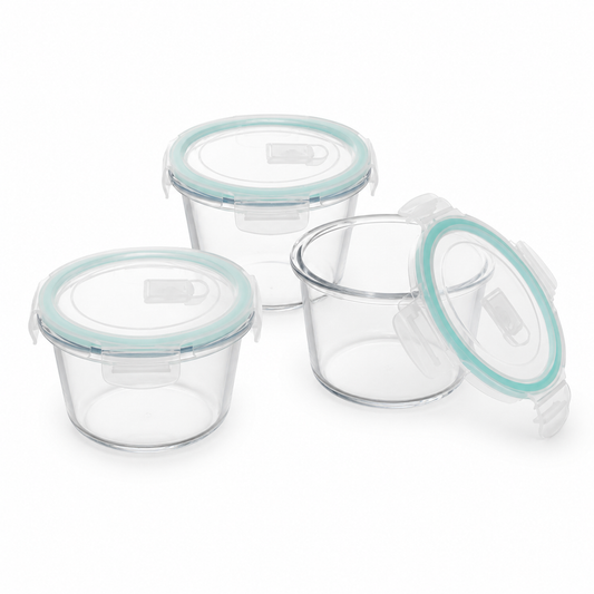 Pack de 3 recipientes herméticos redondos de vidrio de 720 ml sobre fondo blanco