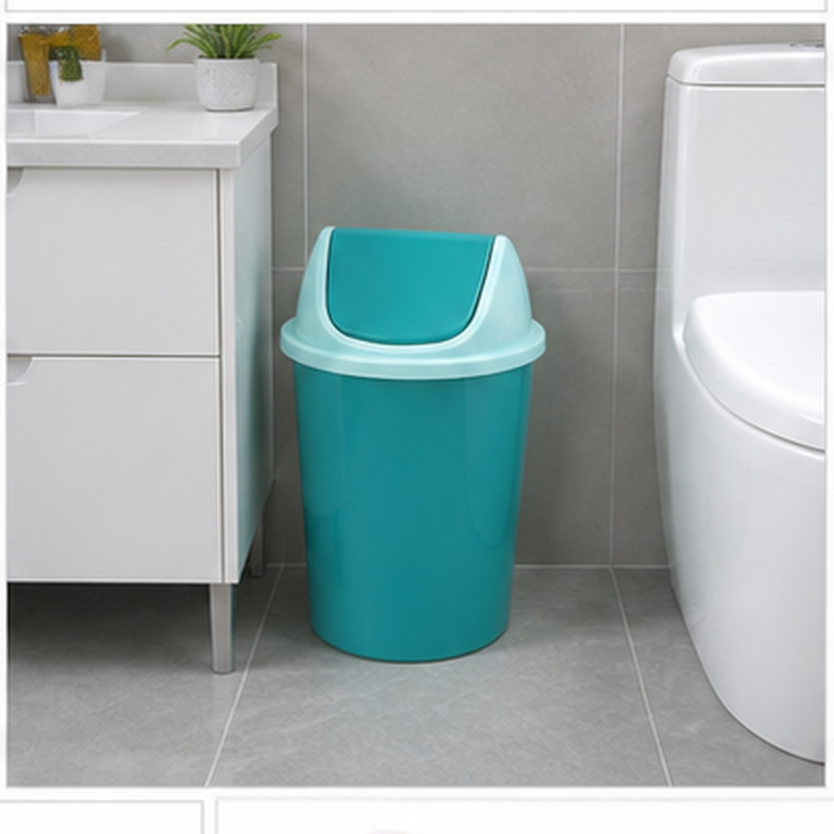 Basurero Plástico Rectangular con Tapa Vaivén 35,5 cm - detalle funcional