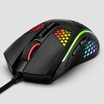 Detalle de iluminación y botones del mouse gamer