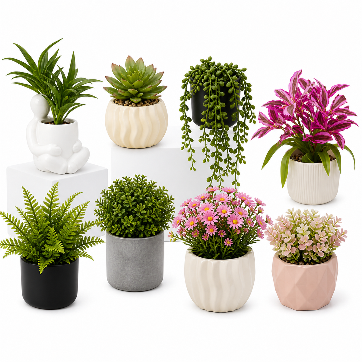 Plantas artificiales de plástico en macetas decorativas
